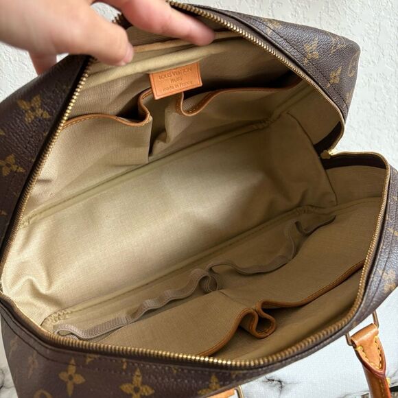 LOUIS VUITTON Monogram Deauville Handbag - Picture 6 of 15